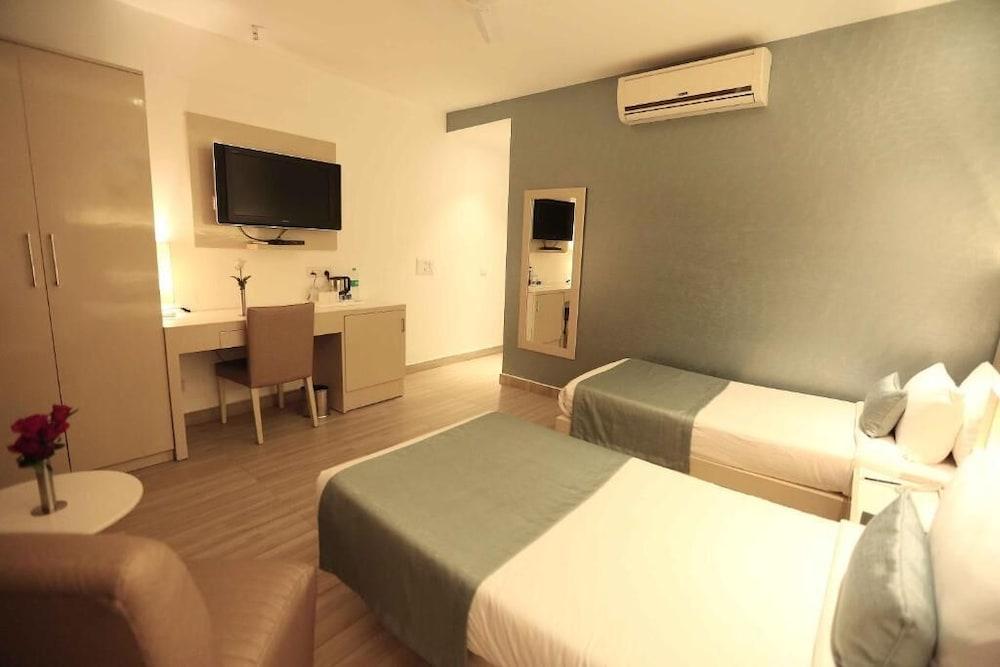Hotel Shanti Palace West Patel Nagar Új-Delhi Kültér fotó