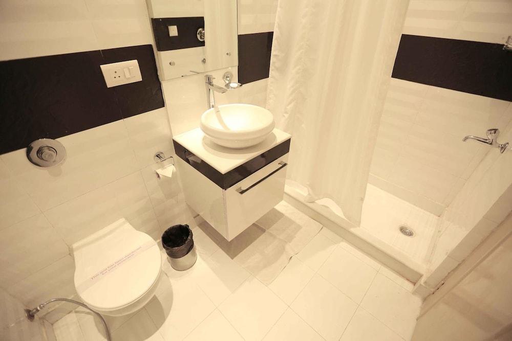 Hotel Shanti Palace West Patel Nagar Új-Delhi Kültér fotó