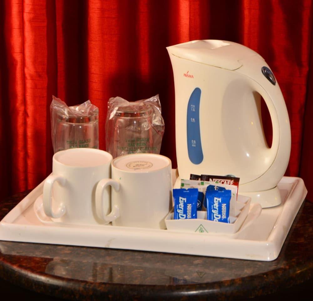 Hotel Shanti Palace West Patel Nagar Új-Delhi Kültér fotó