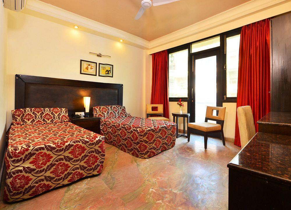 Hotel Shanti Palace West Patel Nagar Új-Delhi Kültér fotó