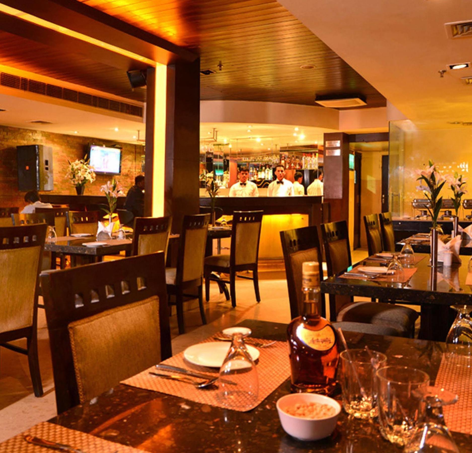 Hotel Shanti Palace West Patel Nagar Új-Delhi Kültér fotó